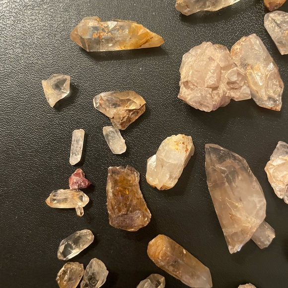 Montana Natural Crystal Collection - Picture 4 of 6
